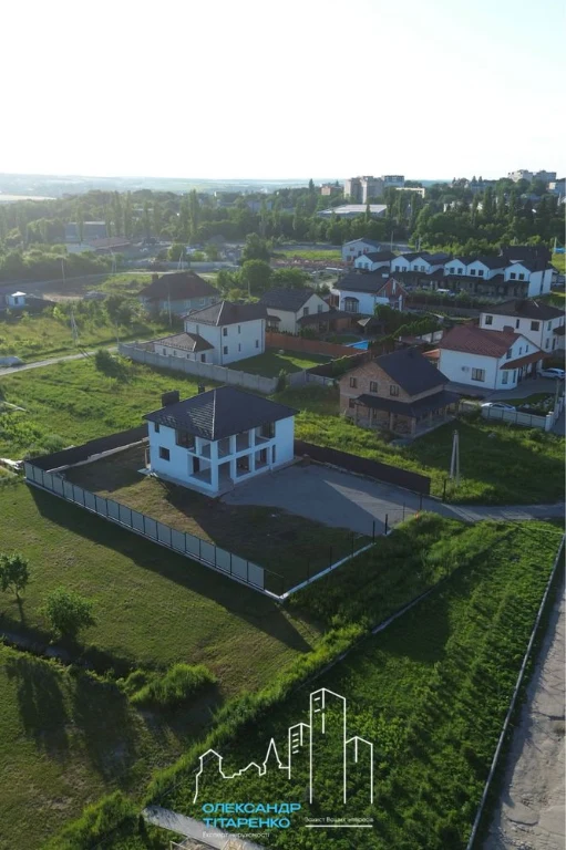Саме те, що ви шукаєте. Шикарний двоповерховий будинок