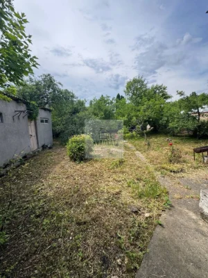 Продам компактний будинок на Руських Фільварках.З хорошою ло