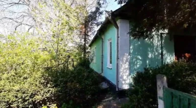 Ексклюзивна земельна ділянка з будинком у центрі міста
