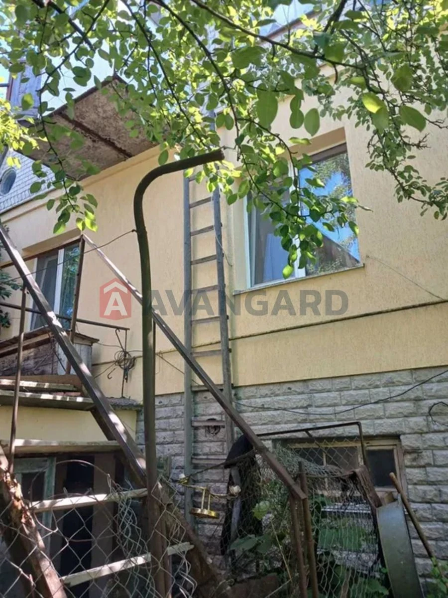 Затишний будинок Красилів
