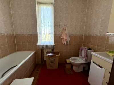 Будинок. Красилів, Левадна