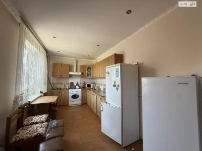 Продаж Дім
