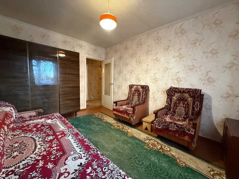 Продам 3-комнатную квартиру Красный Камень Савкин.