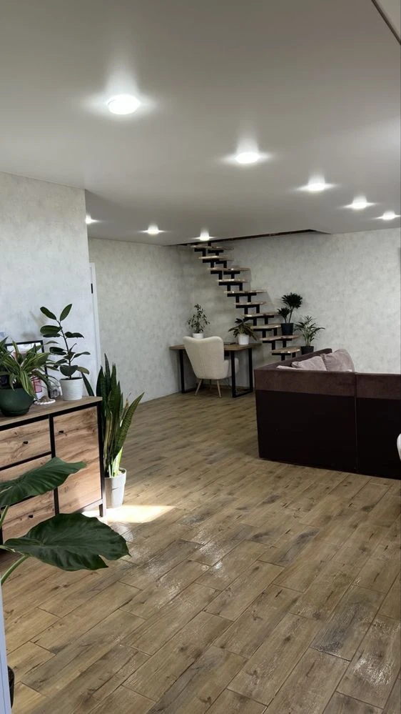 Квартира, Мансарда 108 + м² у сучасному будинку (вул. Грушев