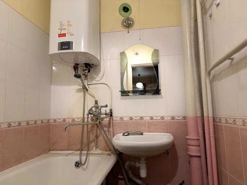 Продам 3-комнатную квартиру Красный Камень Савкин.