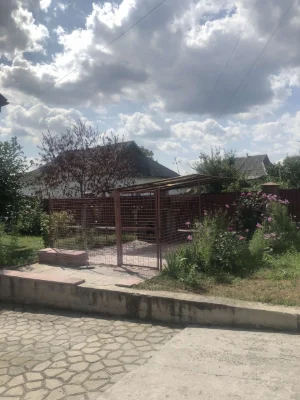 Будинок 2-х поверховий новий