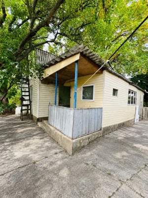 Продається будинок в центральній частині м.Городище, Черкась