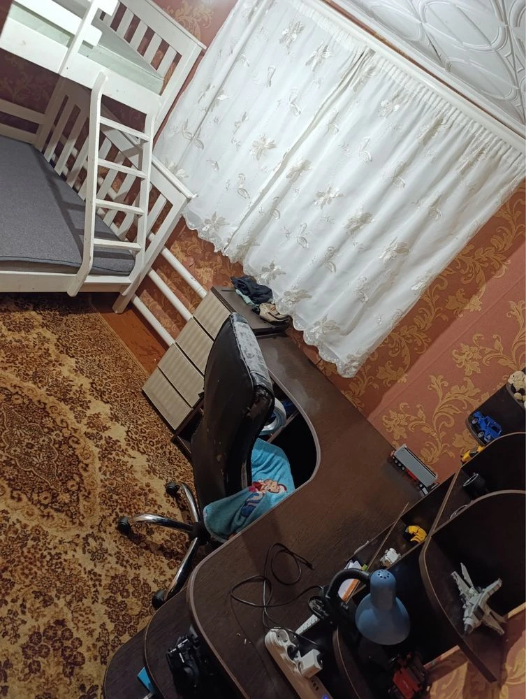 Продається будинокта земельна ділянка в центрі( Red Line) м.