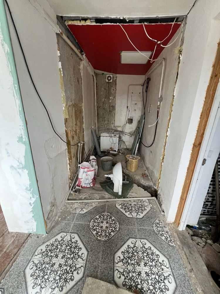 Продається будинок та бізнес СТО в місті Городище Черкаська