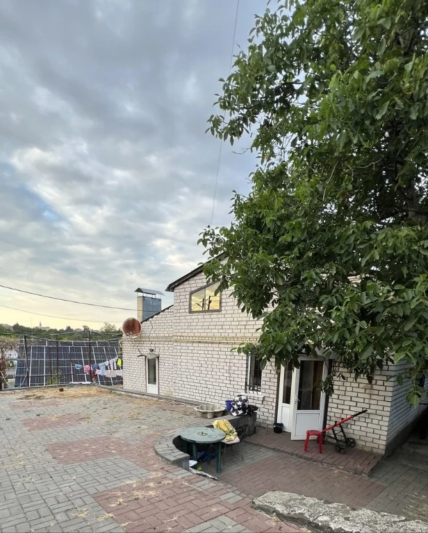 Продається будинок разом з діючим бізнесом в м. Городище Чер