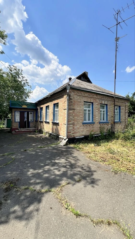 Продається будинок в центральній частині м.Городище, Черкась
