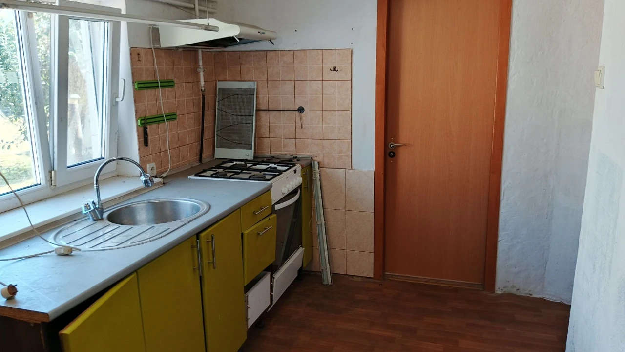 Продається затишна частина будинку у місті Звенигородка Черк