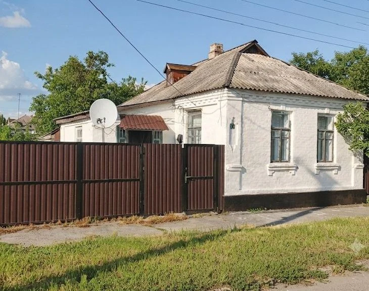 ПРОПОНУЄТЬСЯ ДО ПРОДАЖУ 2/3 частини житлового будинку у само