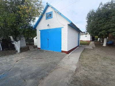Продаж будинка р-н УкрПошти, зі зручностями!