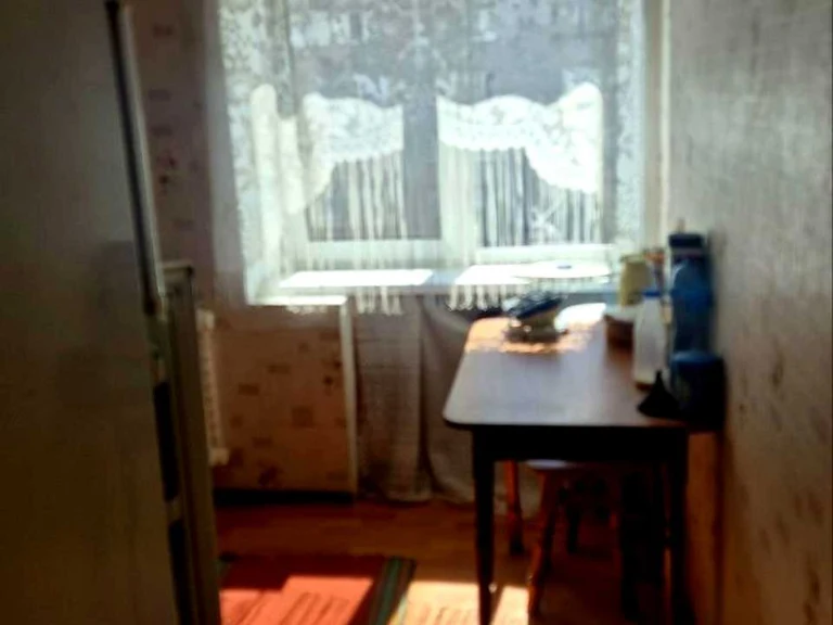 Apartment. Dnipro, Semaforna Street.