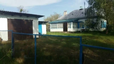 Пролається будинок в селі Матвіївка