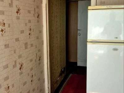Apartment. Dnipro, Semaforna Street.