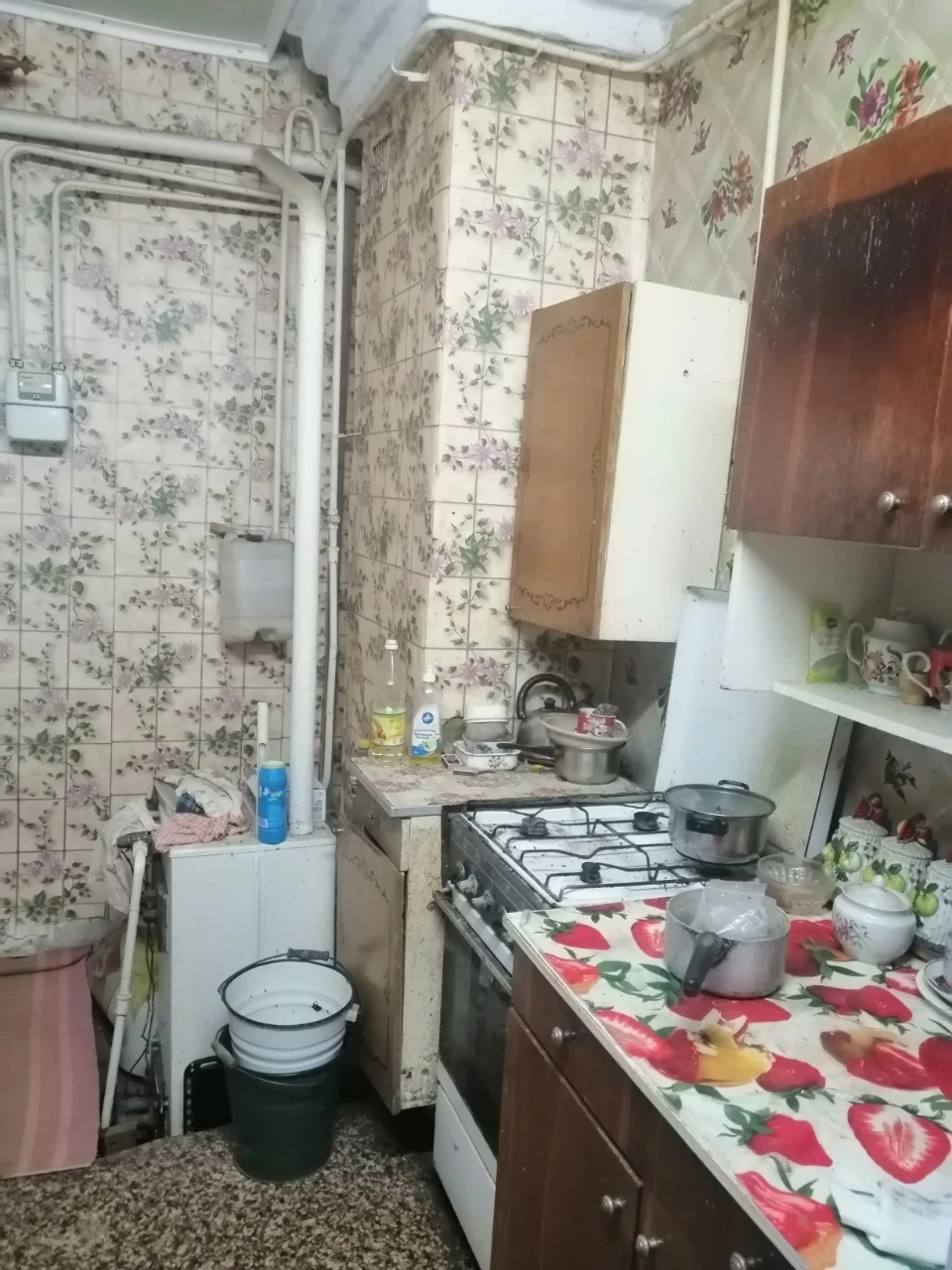 Пролається будинок в селі Матвіївка