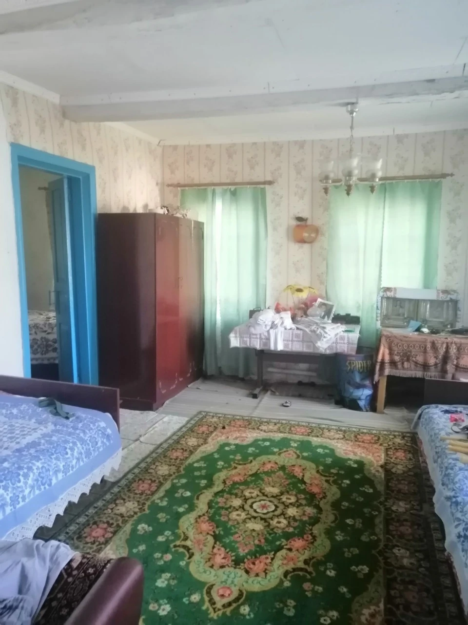 Пролається будинок в селі Матвіївка