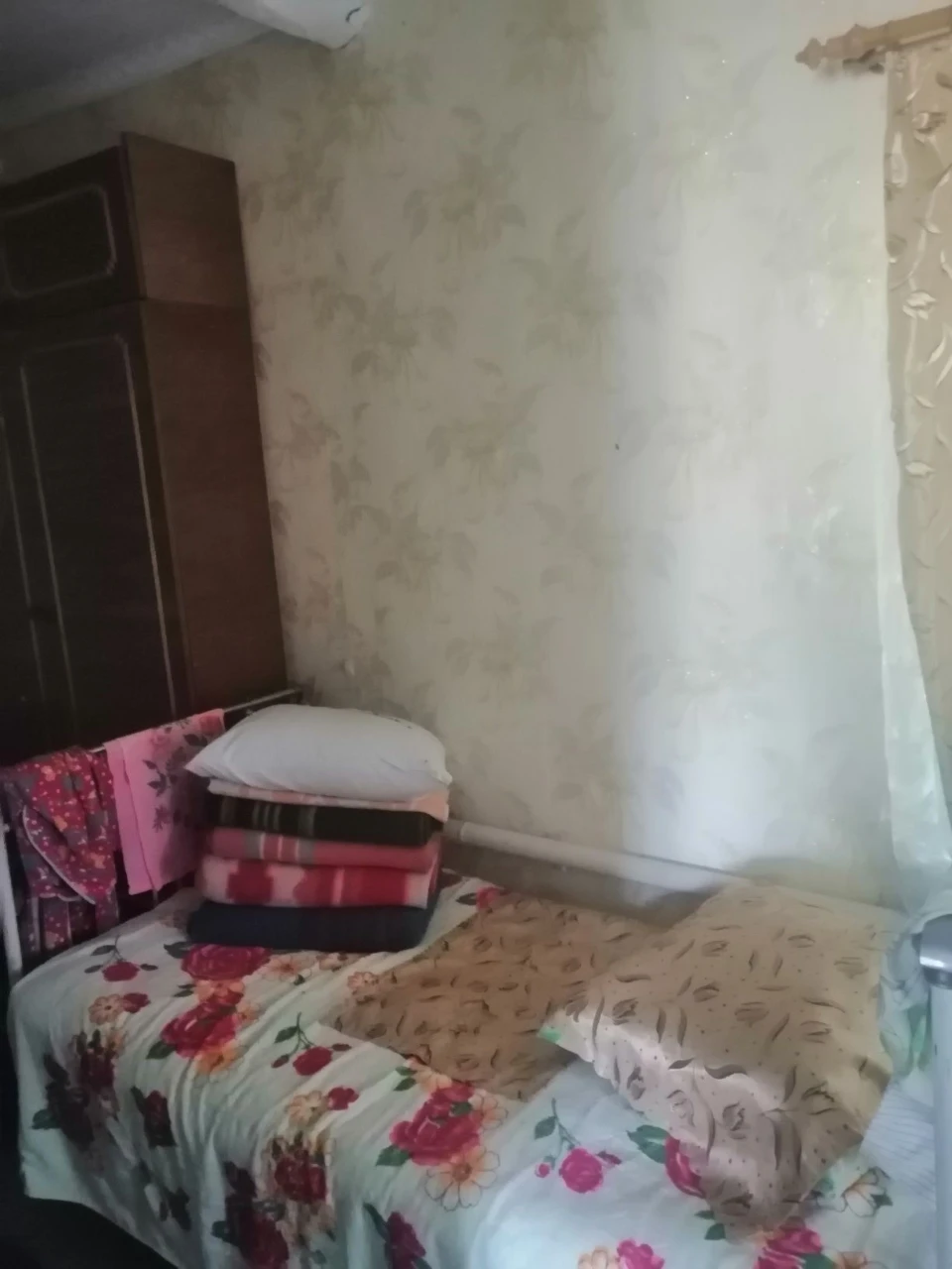 Пролається будинок в селі Матвіївка