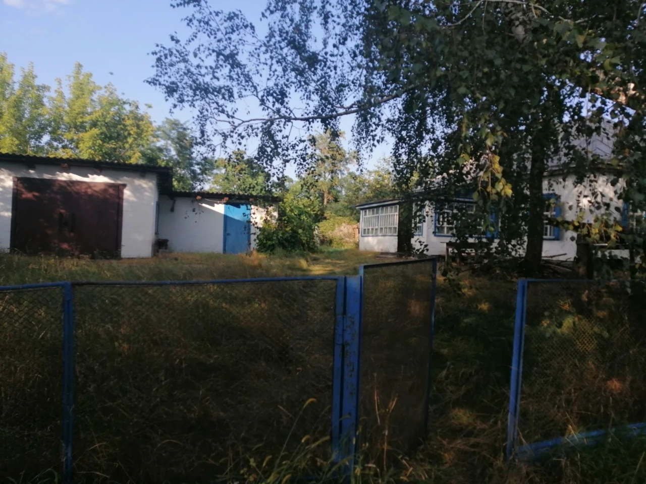 Пролається будинок в селі Матвіївка