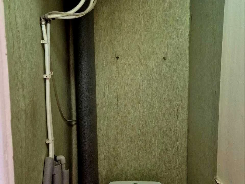 Apartment. Dnipro, Semaforna Street.