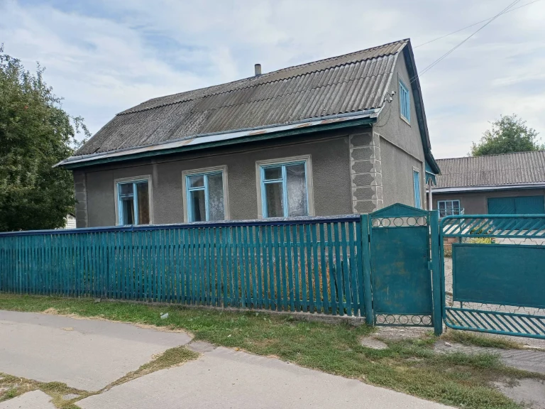 Продам будинок в м.Золотоноша