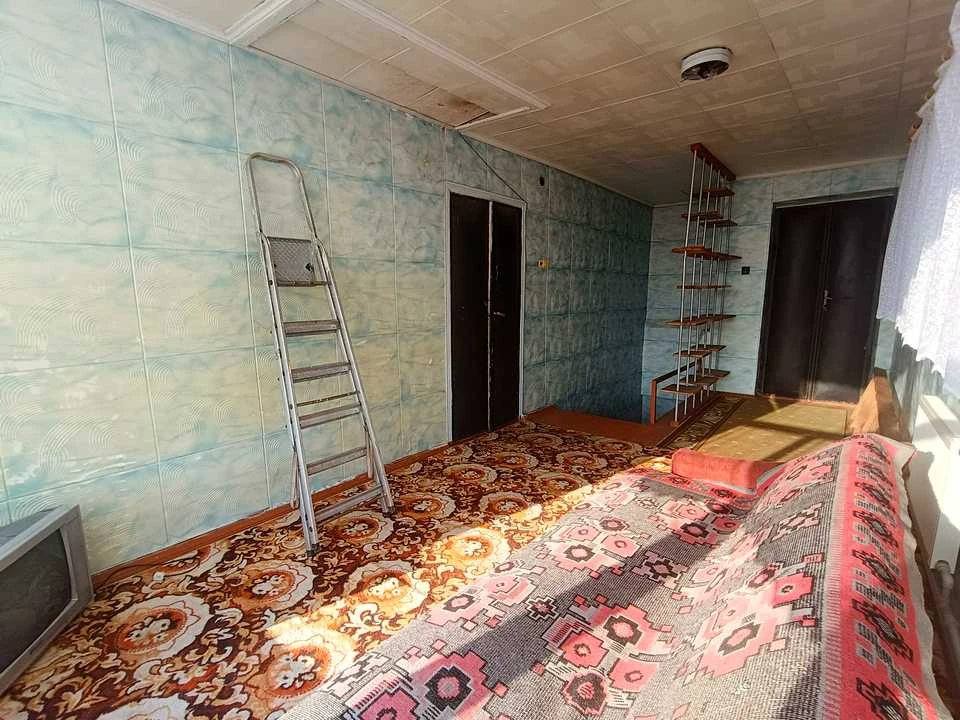Будинок. Золотоноша, Гоголя