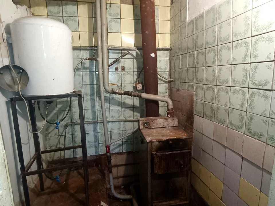 Будинок. Золотоноша, Гоголя