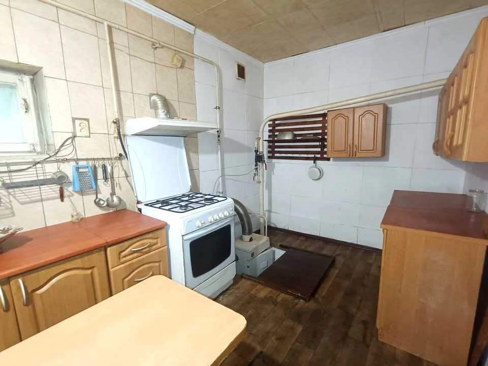 Будинок. Золотоноша, Гоголя
