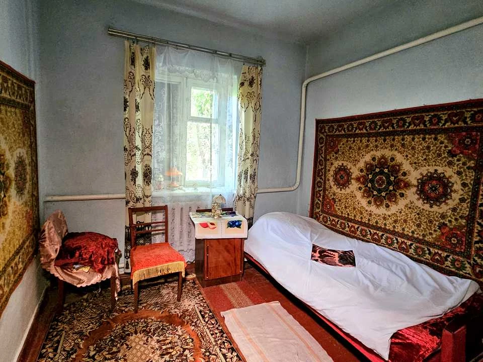 Будинок. Золотоноша, Чкалова