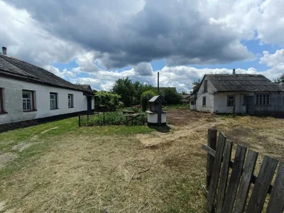 Будинок із Великою ділянкою, під Реконструкцію!