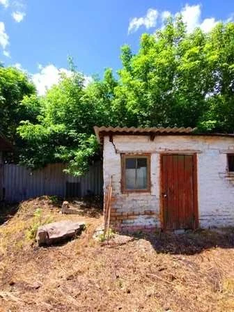 Продаж частини Будинку Золотоноша