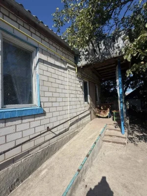 Продаж будинку місто Канів