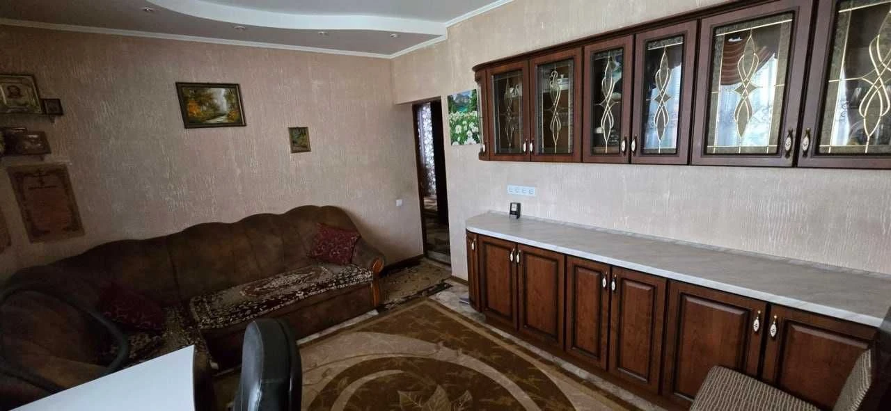 Одноповерховий цегляний будинок 117.3 м², 22 сот, басейн, 2