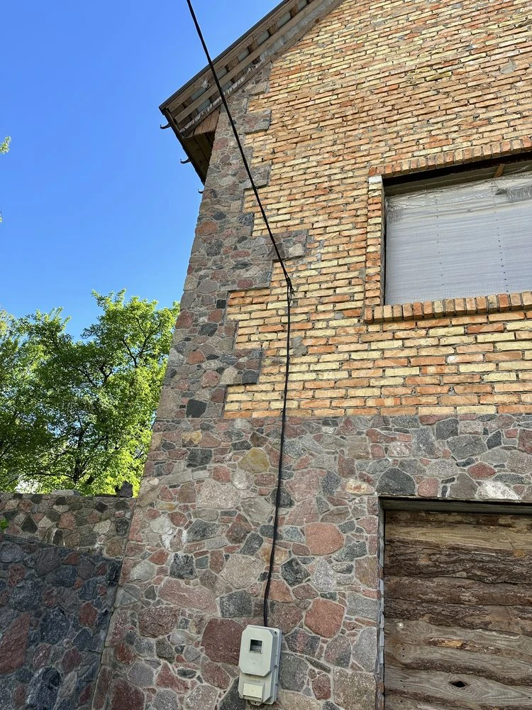 Будинок в Каневі