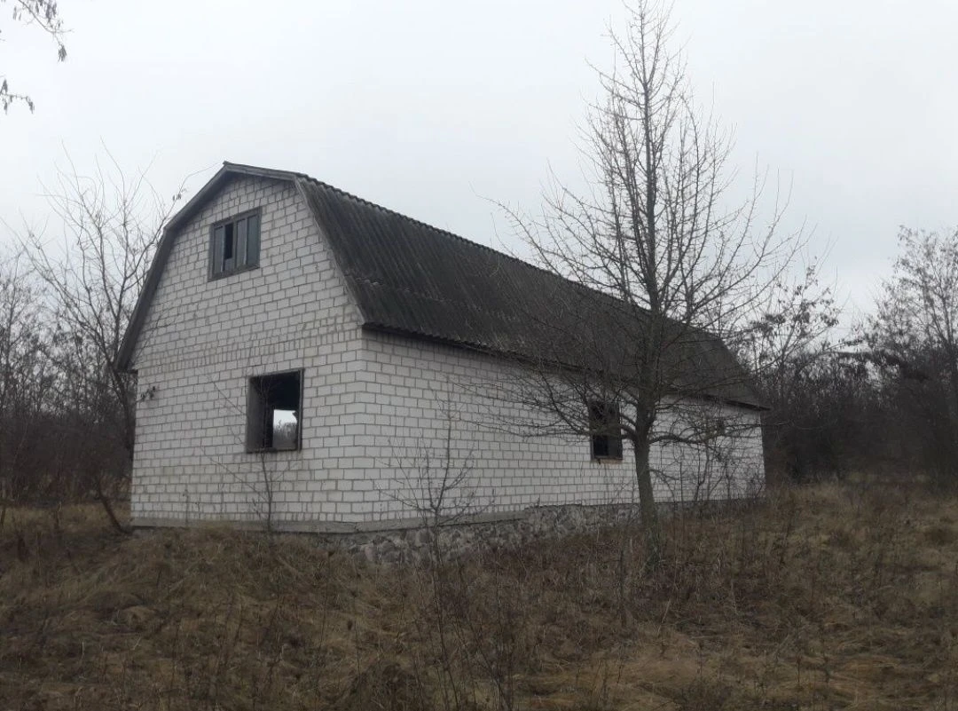 Продаю дачу недобудовану