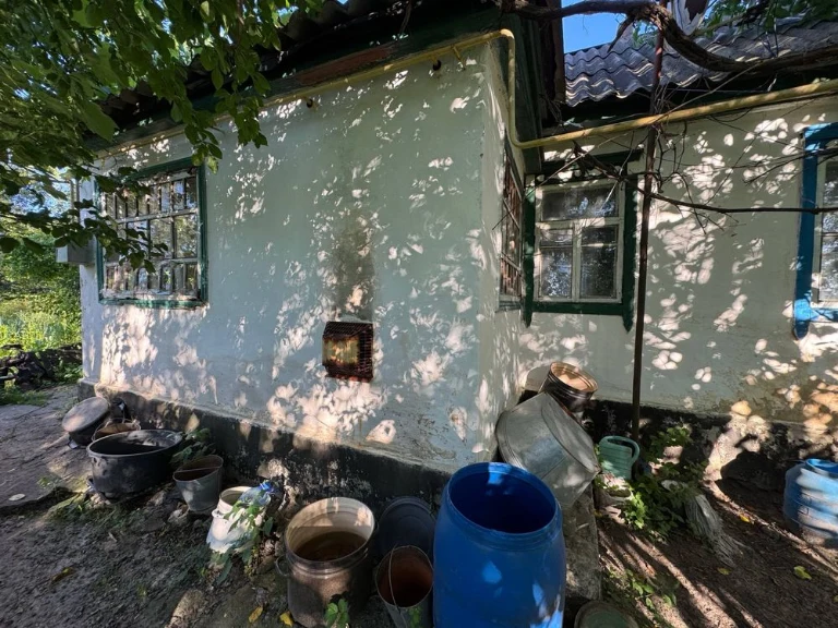 Продається пів будинку в Корсунь-Шевченківський