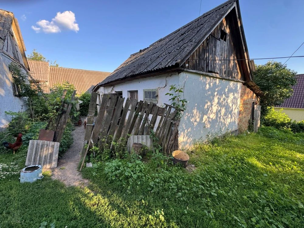 Продається пів будинку в Корсунь-Шевченківський