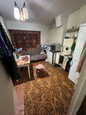 Продається пів будинку в Корсунь-Шевченківський