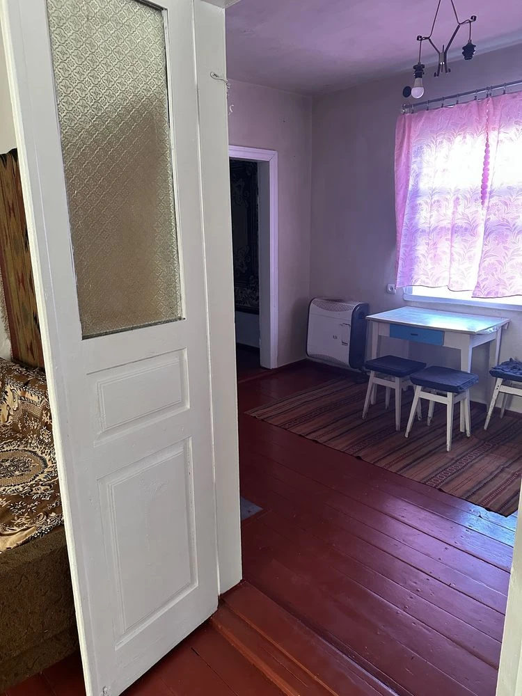 Продам будинок 85 м2 із земельною ділянкою