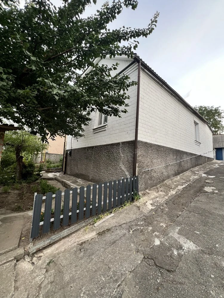 Продається будинок в м.Корсунь-Шевченківський Черкаська обл.