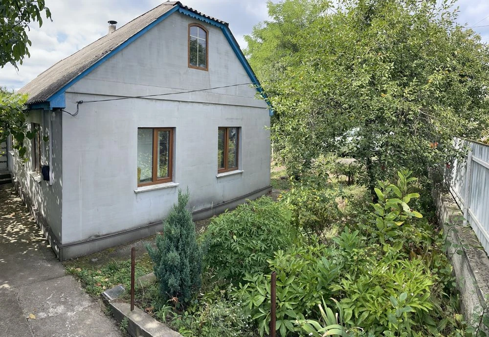Продаж будинку в мальовничій частині міста Корсунь!