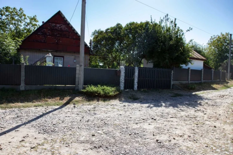 Продається умебльований будинок
