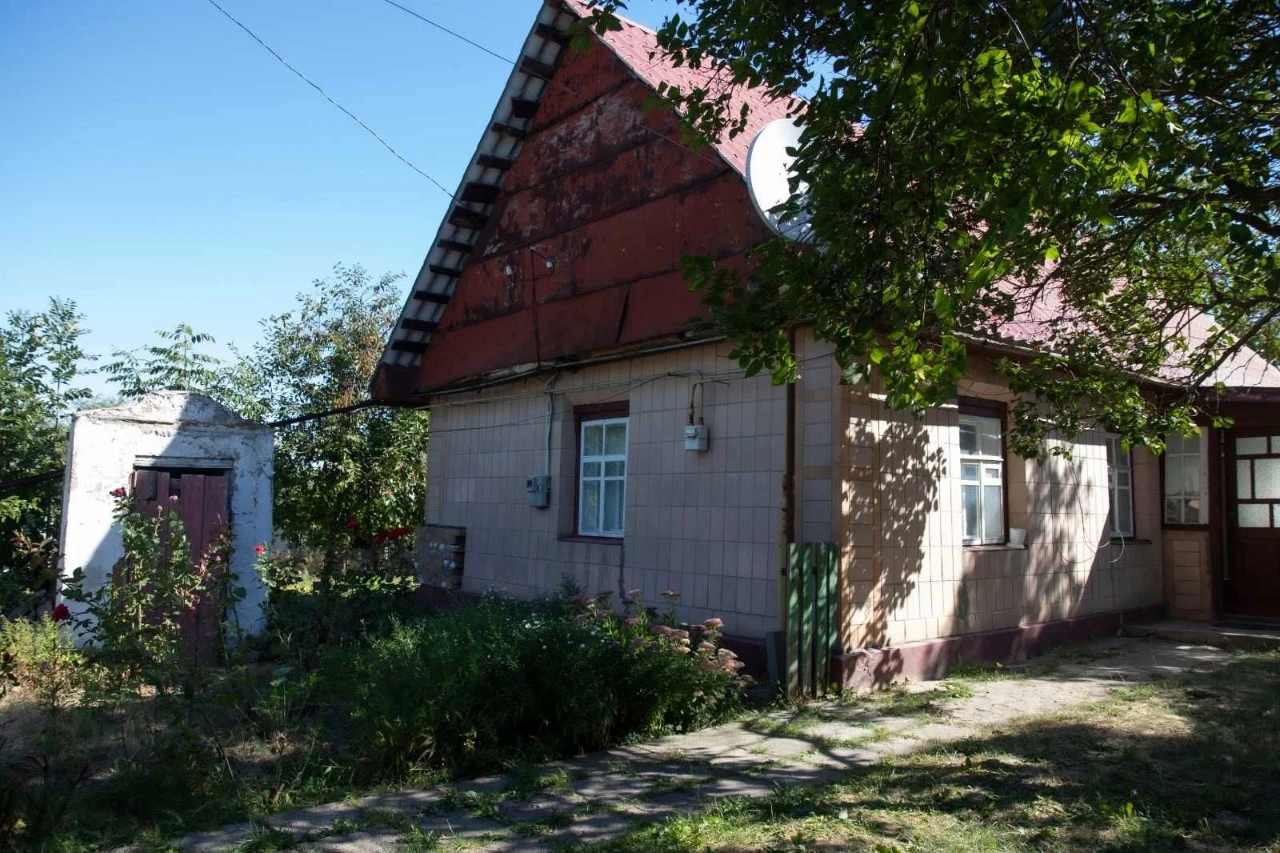 Продається умебльований будинок