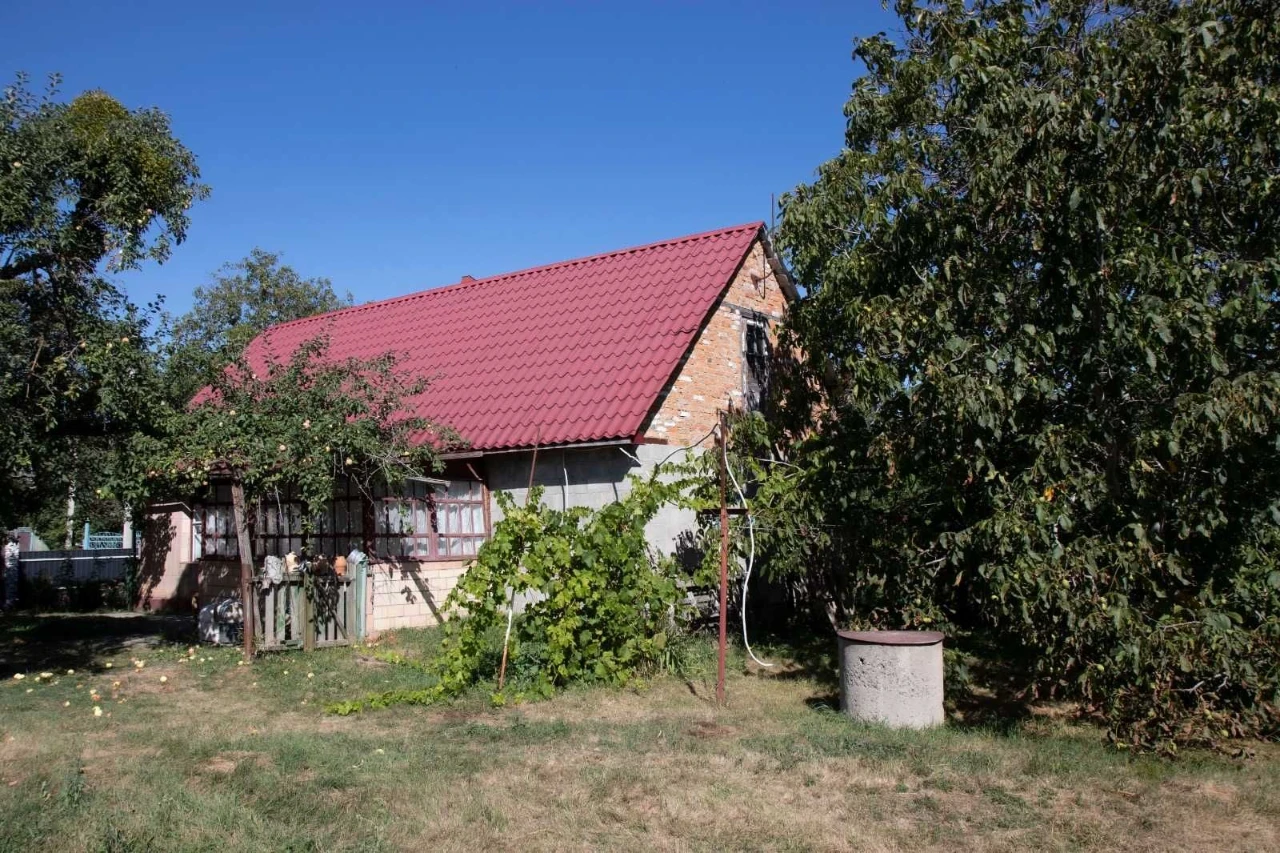 Продається умебльований будинок