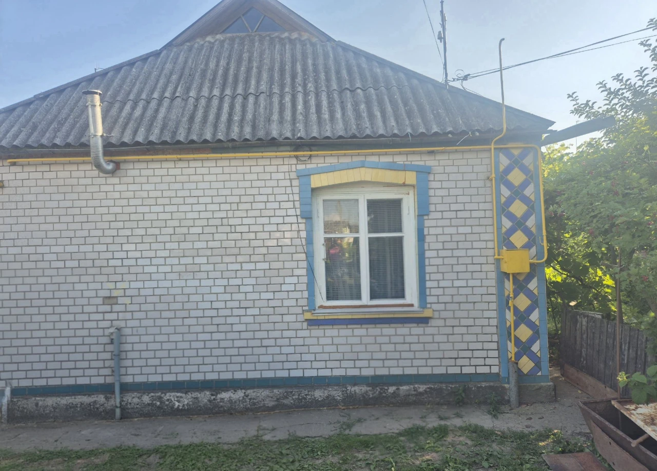 Будинок (3 кімнати)85,5кв.м із земельною ділянкою 0,2355га