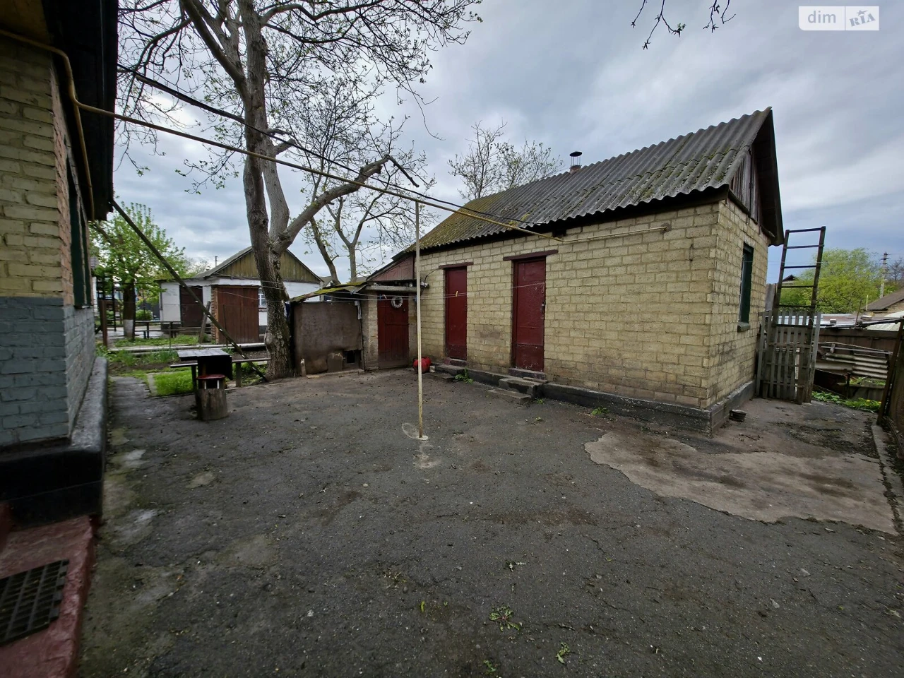 Продаж Дім