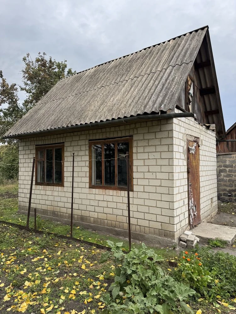 Продаж частини будинку 1/2
