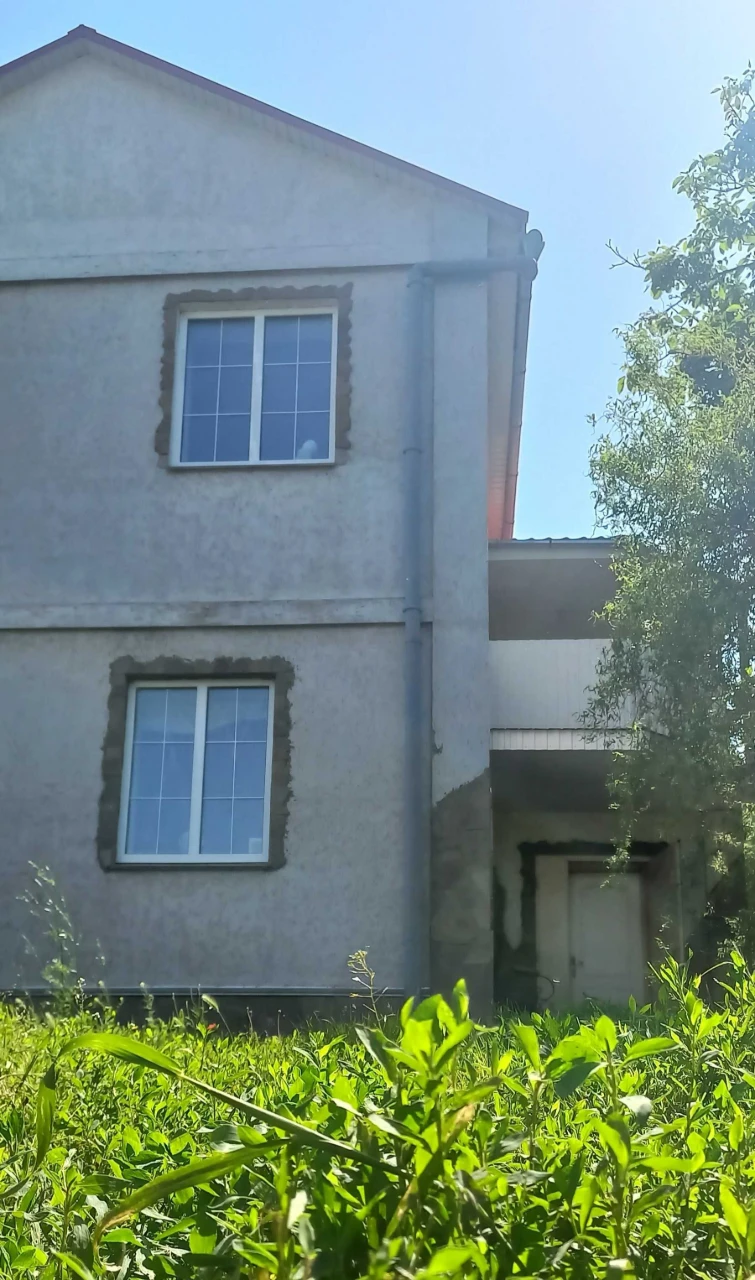 Нерухомість. Продаж будинку
